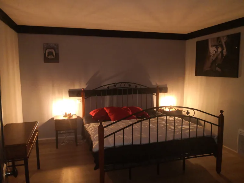 chambre toile refuge antre des vices